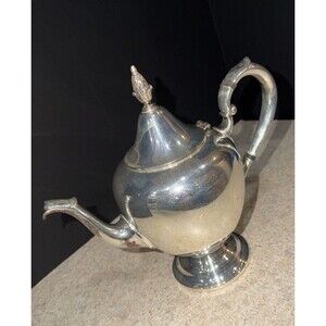 gorham 2 1/2 pint silverplate teapot yc472
